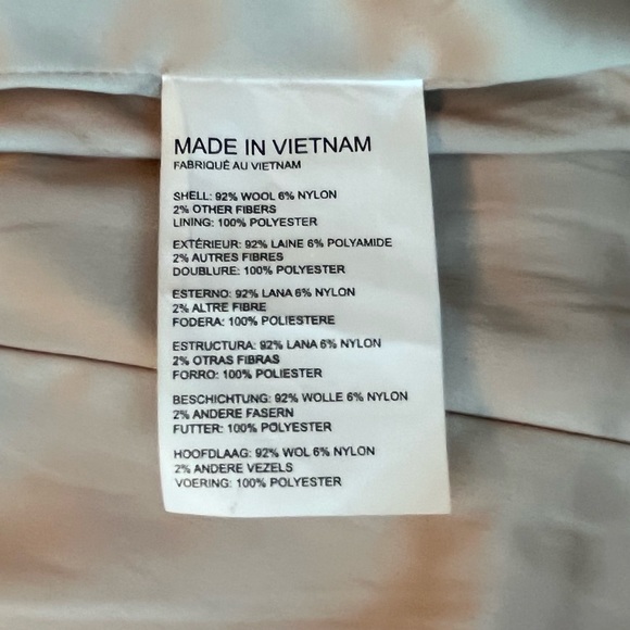 BNWOT CLUB MONACO CREAM BOUCLE FABRIC COAT - Picture 6 of 12